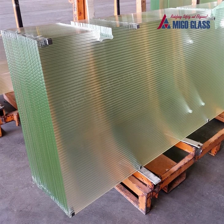 Fluted Glass Shower Door factory