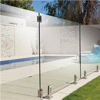 Tempered Glass Pas Dej Fencing